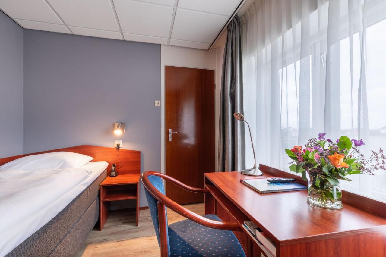 נורדוויק Two Brothers Hotel Astoria מראה חיצוני תמונה